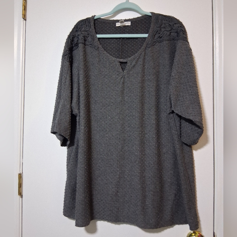 New York Laundry Charcoal Blouse with Textured Swiss Dot Design Size 3X